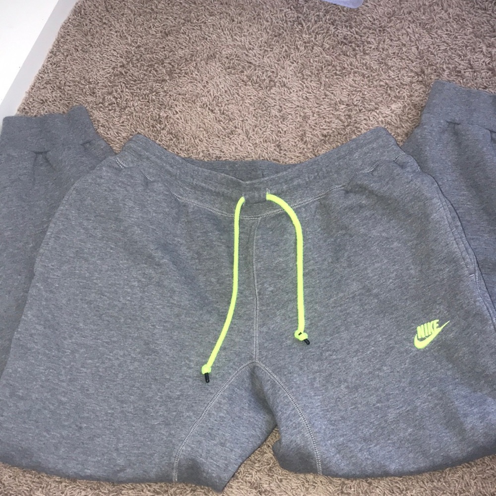 Nike men’s sweats